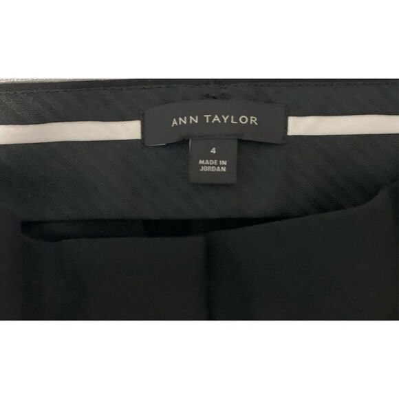 ANN TAYLOR|MID RISE ANKLE BI-STRETCH PANTS BLACK BUTTON DETAIL‎ SIZE 4 - Picture 2 of 6